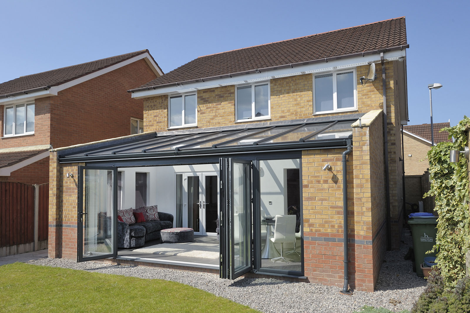 aluminium bi-fold doors Cambridgeshire